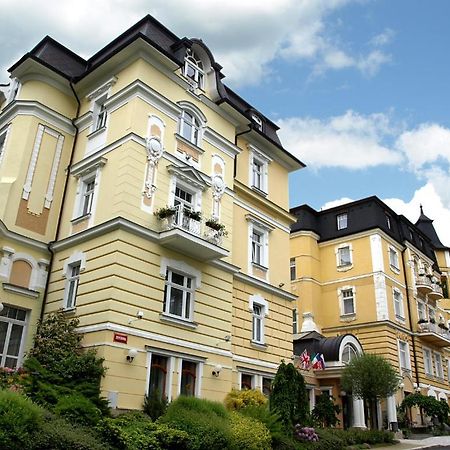 Orea Spa Hotel San Remo マリアーンスケー・ラーズニェ エクステリア 写真