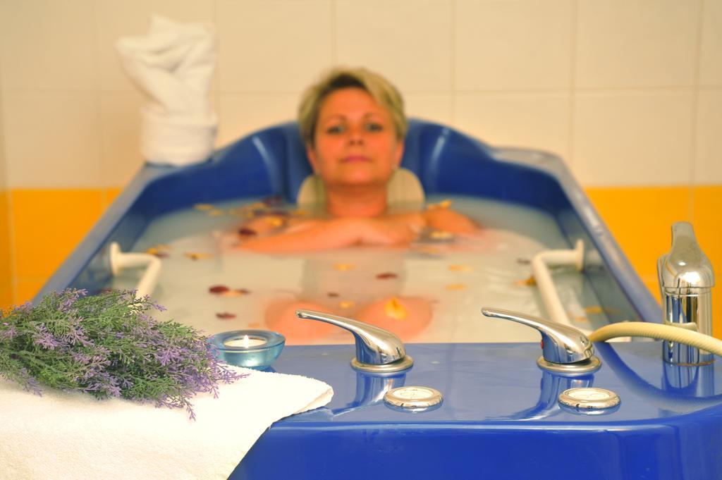 Orea Spa Hotel San Remo マリアーンスケー・ラーズニェ エクステリア 写真