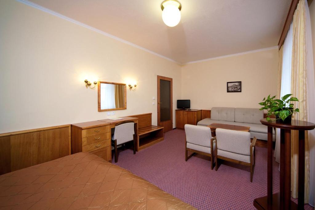 Orea Spa Hotel San Remo マリアーンスケー・ラーズニェ 部屋 写真