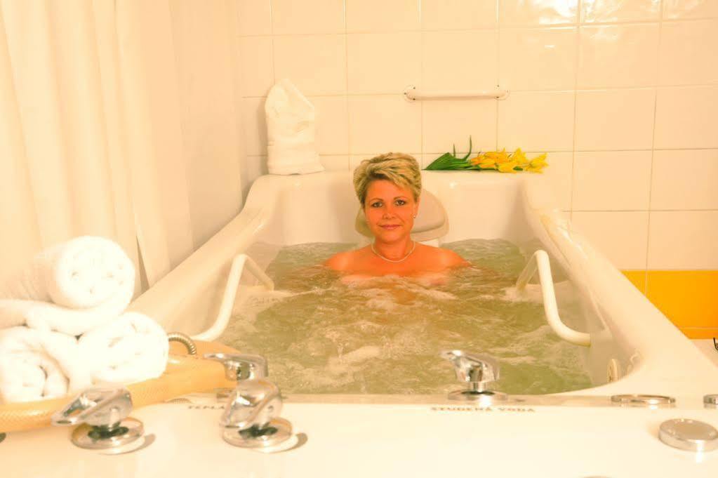 Orea Spa Hotel San Remo マリアーンスケー・ラーズニェ エクステリア 写真